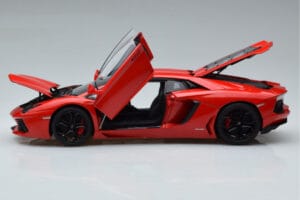 Lamborghini Aventador LP700-4 アンドロメダレッド AUTOart 1:18 74669 メタル - 画像 4/10