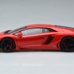Lamborghini Aventador LP700-4 アンドロメダレッド AUTOart 1:18 - image 5 of 10