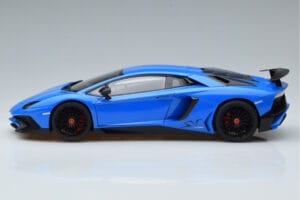 Lamborghini Aventador LP750-4 SV ブルー AUTOart 1:18 74559 コンポジット - 画像 4/8
