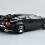 Lamborghini Countach LP5000S ブラック AUTOart 1:18 - image 4 of 10