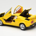 Lamborghini Countach LP 5000 Quattrovalvole イエロー Kyosho 1:18 - image 5 of 8