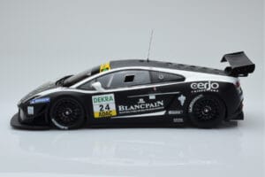 Lamborghini Gallardo LP600+ GT3 Reiter Engineering #24 N. Hayek / P. Kox ADAC GT Masters 2011 Minichamps 1:18 151111124 メタル - 画像 3/6
