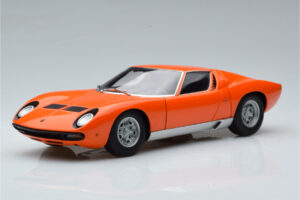 Lamborghini Miura SV オレンジ AUTOart 1:18