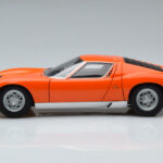 Lamborghini Miura SV オレンジ AUTOart 1:18 - image 5 of 8