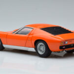 Lamborghini Miura SV オレンジ AUTOart 1:18 - image 7 of 8