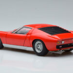 Lamborghini Miura SV レッド AUTOart 1:18 - image 7 of 8