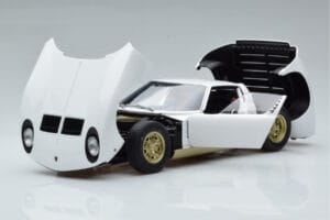 Lamborghini Miura SV ホワイト AUTOart 1:18 74544 メタル - 画像 2/8