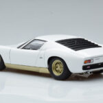 Lamborghini Miura SV ホワイト AUTOart 1:18 - image 7 of 8