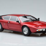 Lamborghini Urraco P250 レッド Kyosho 1:18 - image 6 of 10