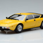 Lamborghini Urraco イエロー Kyosho 1:18