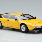 Lamborghini Urraco イエロー Kyosho 1:18 - image 6 of 10