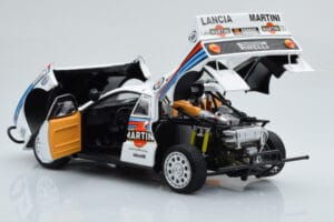 Lancia 037 Martini #8 A. Bettega / M. Perissinot Safari Rally 1985 Kyosho 1:18 08306J メタル - 画像 3/8