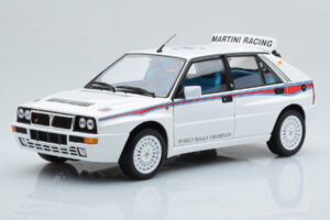 Lancia Delta HF Integrale 6 ホワイト Kyosho 1:18