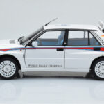 Lancia Delta HF Integrale 6 ホワイト Kyosho 1:18 - image 5 of 8