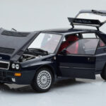 Lancia Delta HF Integrale Club Italia ブルー Kyosho 1:18 - image 2 of 8