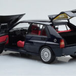 Lancia Delta HF Integrale Club Italia ブルー Kyosho 1:18 - image 3 of 8