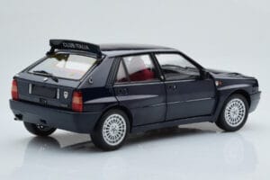 Lancia Delta HF Integrale Club Italia ブルー Kyosho 1:18 08343SC メタル - 画像 4/8