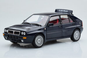 Lancia Delta HF Integrale Club Italia ブルー Kyosho 1:18