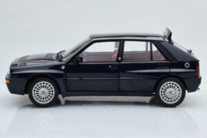 Lancia Delta HF Integrale Club Italia ブルー Kyosho 1:18 08343SC メタル - 画像 5/8
