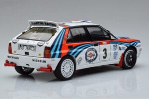 Lancia Delta HF Integrale Evoluzione #3 D. Auriol / B. Occelli Tour de Corse 1992 Kyosho 1:18 08348H メタル - 画像 3/9