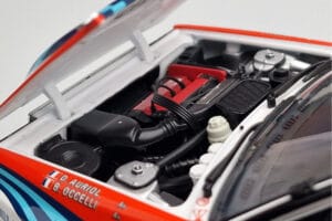 Lancia Delta HF Integrale Evoluzione #3 D. Auriol / B. Occelli Tour de Corse 1992 Kyosho 1:18 08348H メタル - 画像 8/9