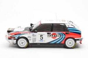 Lancia Delta Integrale 16V #5 J. Kankkunen / J. Piironen Rally Safari 1990 IXO 1:18 18RMC139C メタル - 画像 3/6