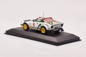 Lancia Stratos #1 S. Munari / S. Maiga Rally Monte Carlo 1977 Minichamps 1:43 430771201 メタル - 画像 3/4