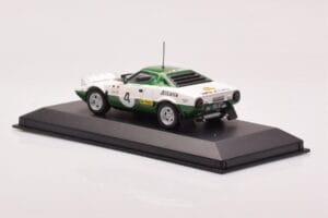 Lancia Stratos Alitalia #4 B. Waldegaard / H. Thorzelius Winner Rally Sweden 1975 Minichamps 1:43 430751204 メタル - 画像 3/4
