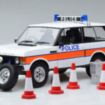 Land Rover Range Rover ポリス Almost Real 1:18