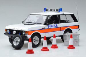 Land Rover Range Rover ポリス Almost Real 1:18