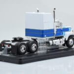 Mack Superliner Magnum ホワイト ブルー IXO 1:43 - image 2 of 6