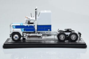 Mack Superliner Magnum ホワイト ブルー IXO 1:43 TR165 メタル - 画像 3/6