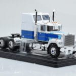 Mack Superliner Magnum ホワイト ブルー IXO 1:43 - image 4 of 6