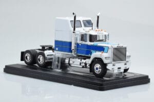 Mack Superliner Magnum ホワイト ブルー IXO 1:43 TR165 メタル - 画像 4/6