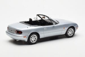 Mazda MX-5 NA シルバー Norev 1:18 188023 メタル - 画像 2/7
