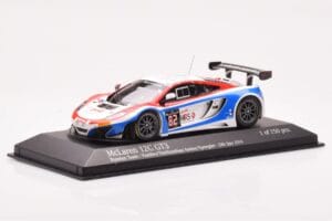 McLaren 12C GT3 #82 Russian Team A. Vasiliev / D. Vasiliauskas / M. Asmer / B. Spengler Spa 24 Hours 2014 Minichamps 1:43 437 - 画像 2/4