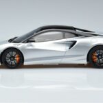 McLaren Artura シルバー GT Spirit 1:18 GT873 レジン - image 3 of 6