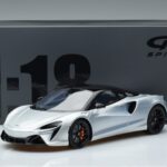 McLaren Artura シルバー GT Spirit 1:18 GT873 レジン - image 6 of 6