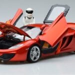 McLaren MP4-12C スティグ Top Gear フィギュア付き Minichamps 1:18 519101330 メタル - image 2 of 7