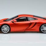 McLaren MP4-12C スティグ Top Gear フィギュア付き Minichamps 1:18 519101330 メタル - image 4 of 7