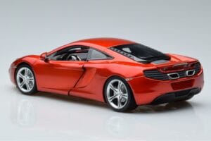 McLaren MP4-12C スティグ Top Gear フィギュア付き Minichamps 1:18 519101330 メタル - 画像 6/7