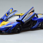 McLaren P1 GTR ブルー イエローストライプ AUTOart 1:18 - image 2 of 7
