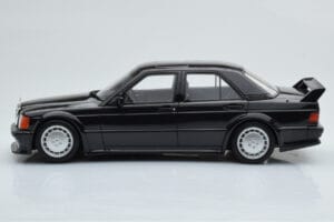 Mercedes 190E W201 2.5-16 Evo I ブラック Otto 1:18 OT151 レジン - 画像 3/6