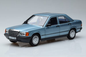 Mercedes 190E W201 ライトブルー Norev 1:18