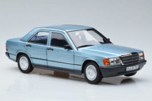 Mercedes 190E W201 ライトブルー Norev 1:18 183828 メタル - 画像 5/7