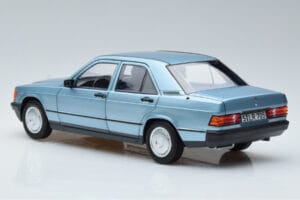 Mercedes 190E W201 ライトブルー Norev 1:18 183828 メタル - 画像 6/7