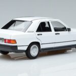 Mercedes 190 E W201 ホワイト Norev 1:18 183820 メタル - image 3 of 7