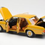 Mercedes 200/8 W115 サハラ イエロー Norev 1:18 - image 5 of 8