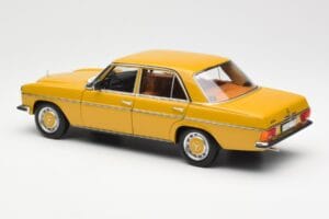 Mercedes 200/8 W115 サハラ イエロー Norev 1:18 183771 メタル - 画像 7/8