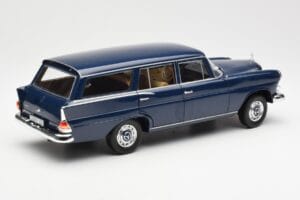 Mercedes 200 Universal W115 ブルー Norev 1:18 183599 メタル - 画像 3/8